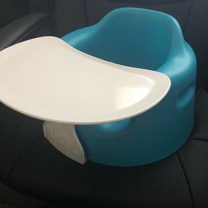 Bumbo floor seat and play table